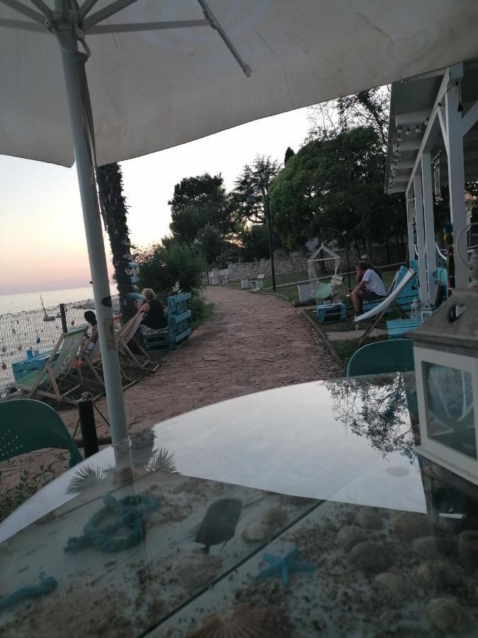 Apartment Villa Angelina, 70M From The Beach, Free Parking Novigrad Istria Exterior foto